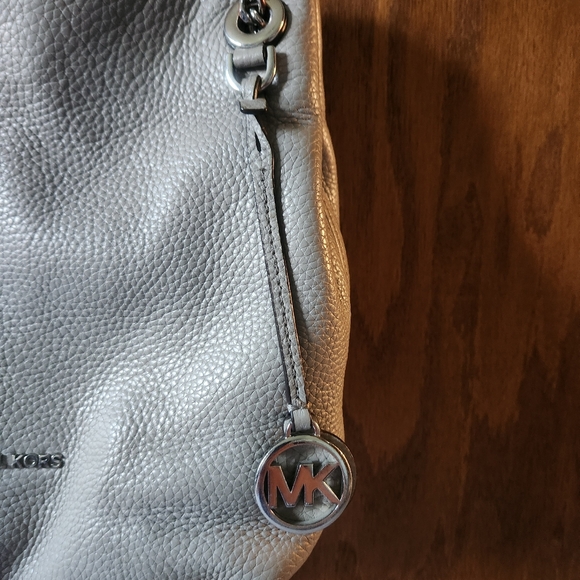 Michael Kors Handbag - Picture 2 of 16